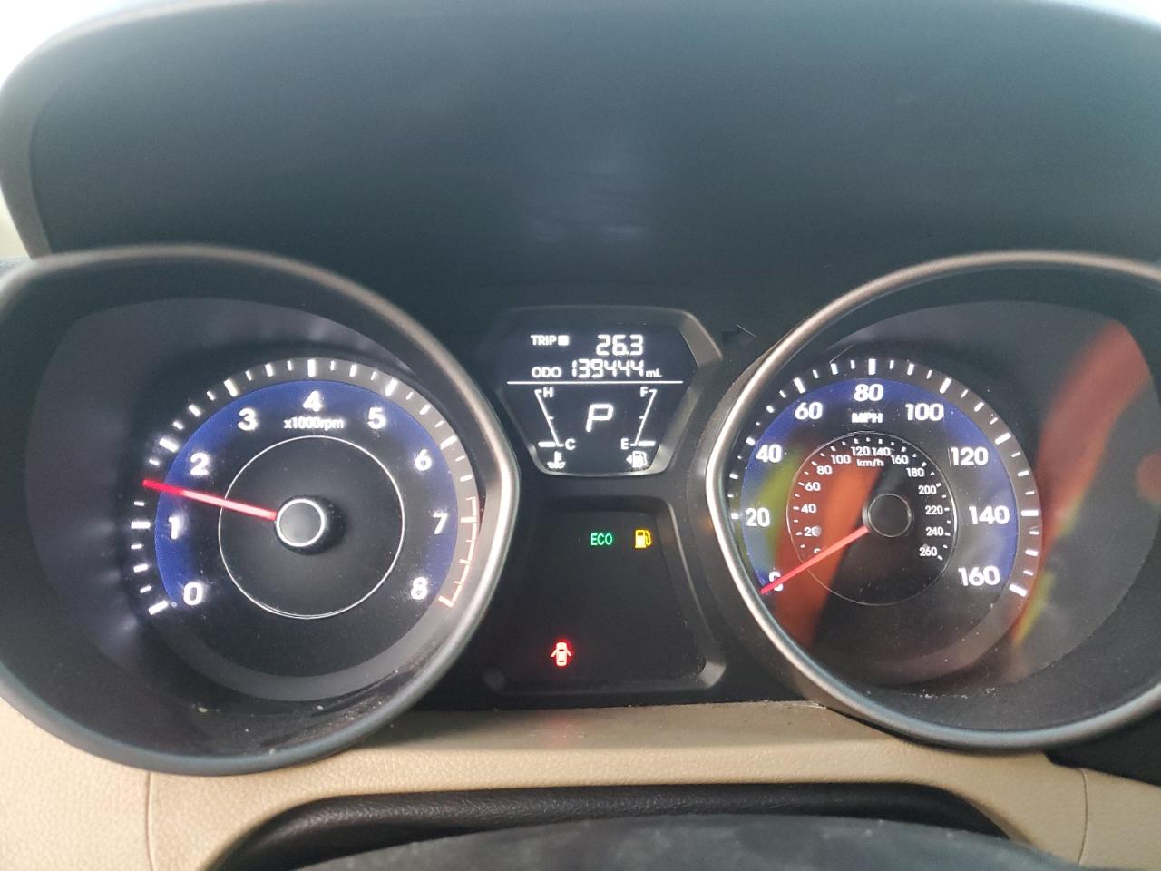 2013 Hyundai Elantra - Image 9