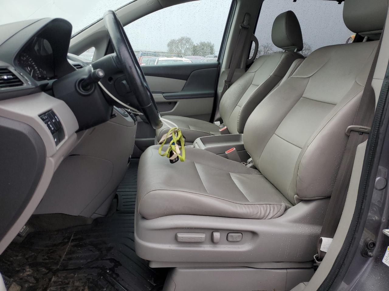 2015 Honda Odyssey - Image 7
