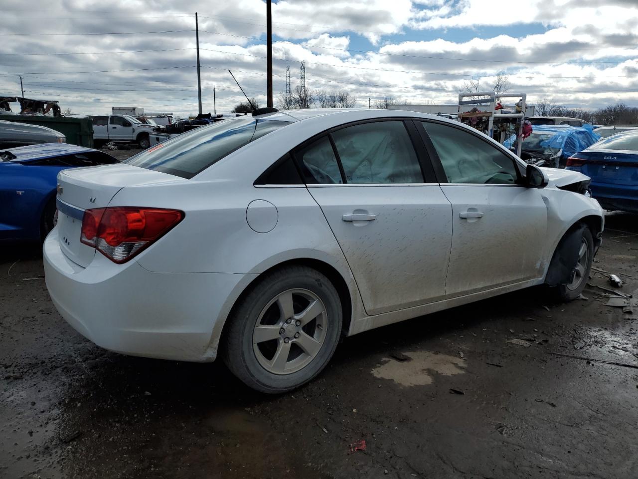 2016 Chevrolet Cruze - Image 3