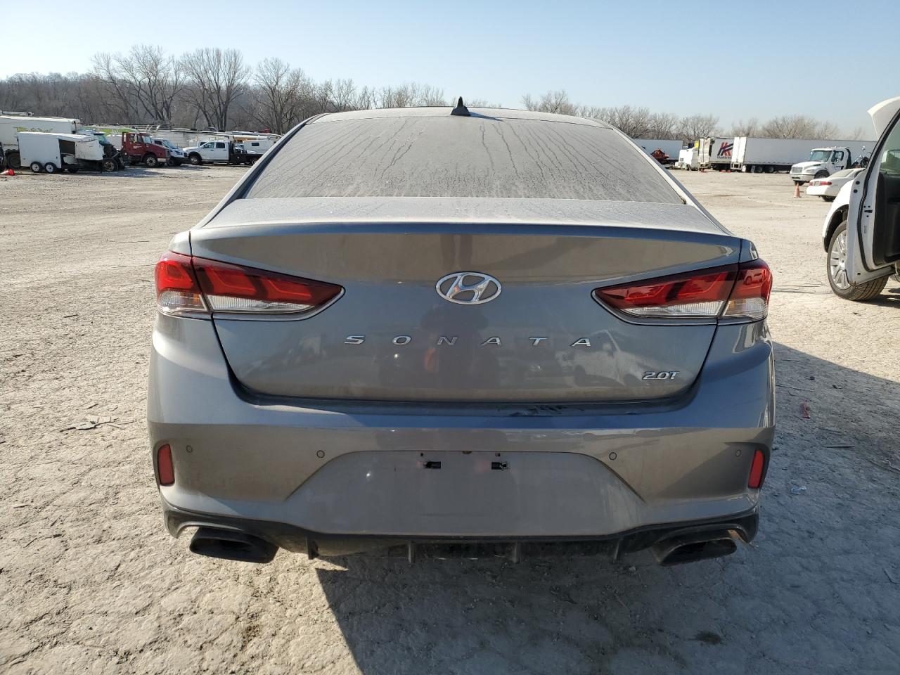 2018 Hyundai Sonata - Image 6