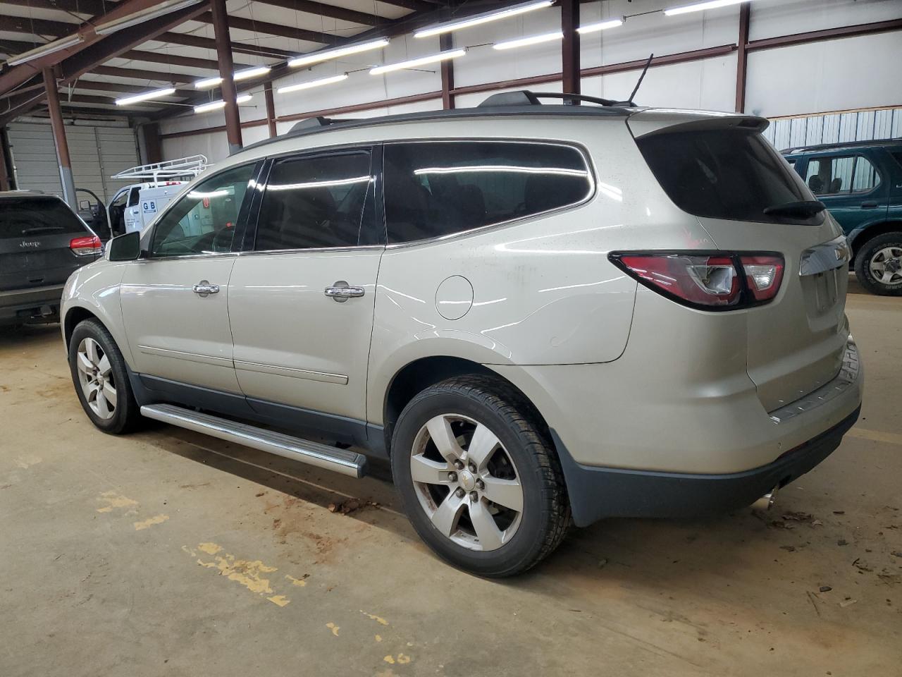 2014 Chevrolet Traverse - Image 2