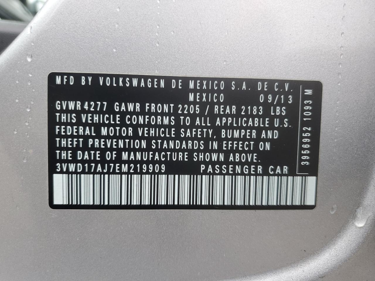2014 Volkswagen Jetta - Image 12