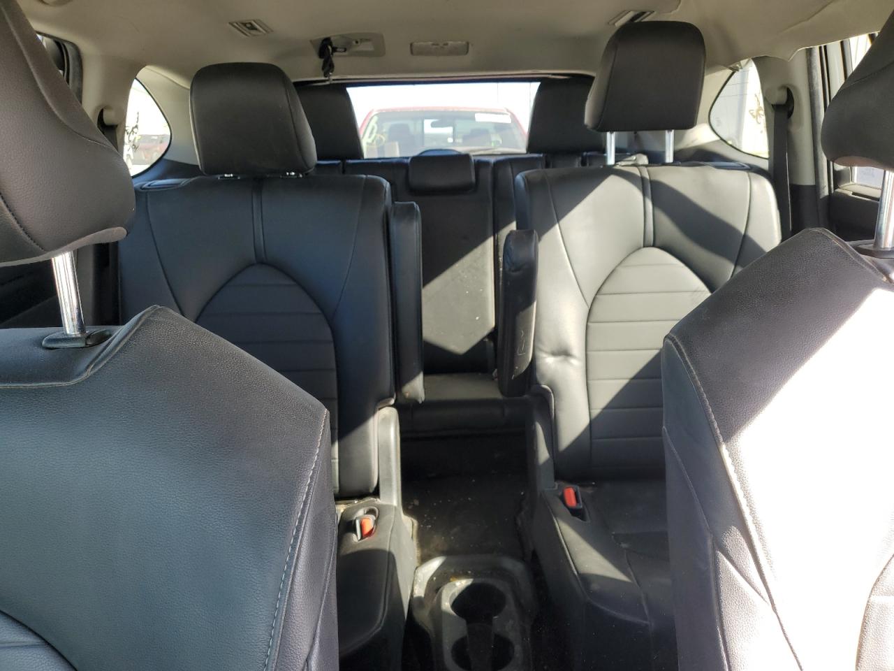 2020 Toyota Highlander - Image 10