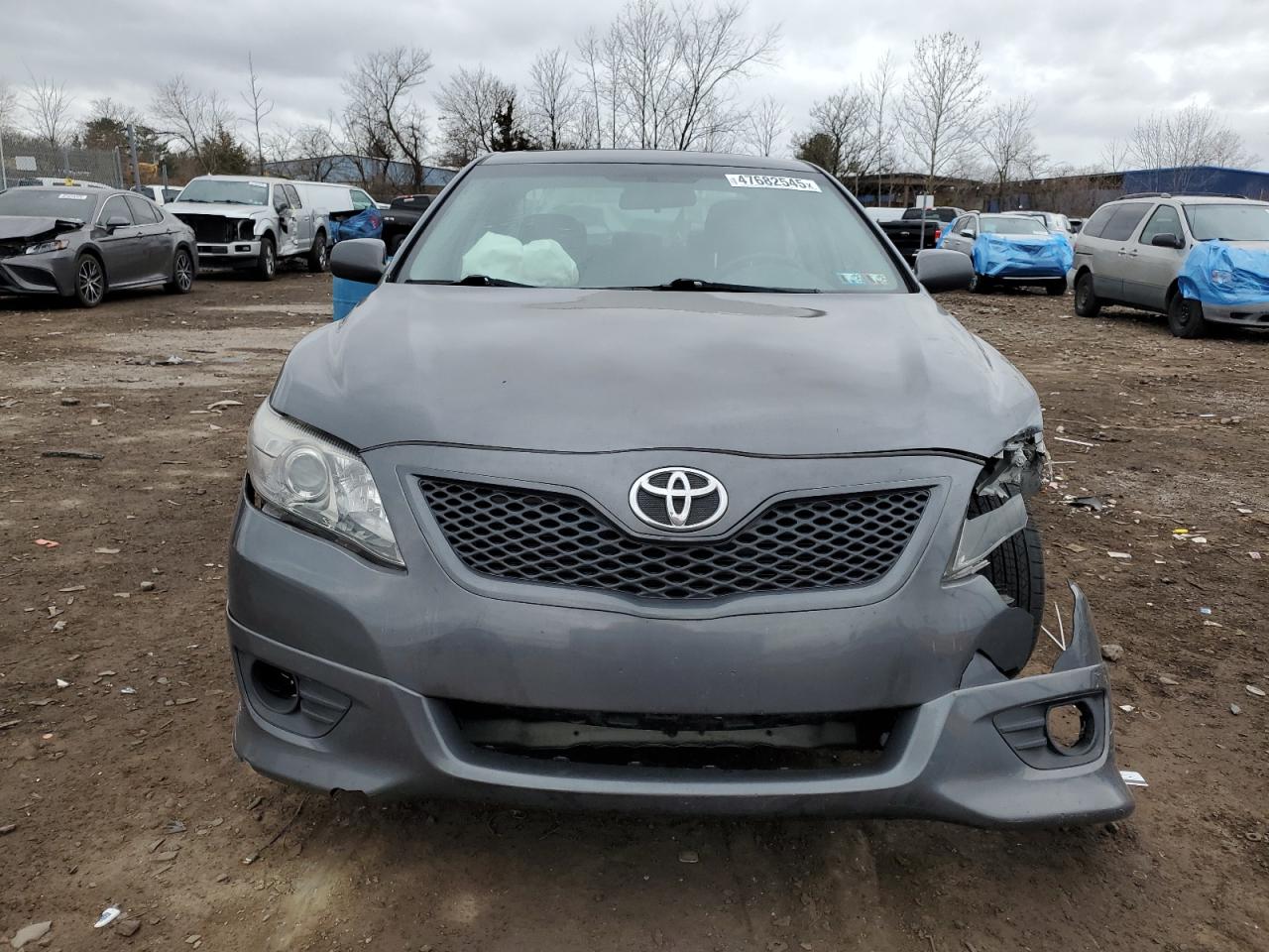 2011 Toyota Camry - Image 5