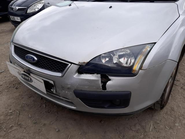 2005 FORD FOCUS 1.6 ZETEC 5DR AUTO [CLIMATE PACK]