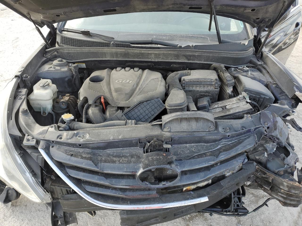 2013 Hyundai Sonata - Image 11