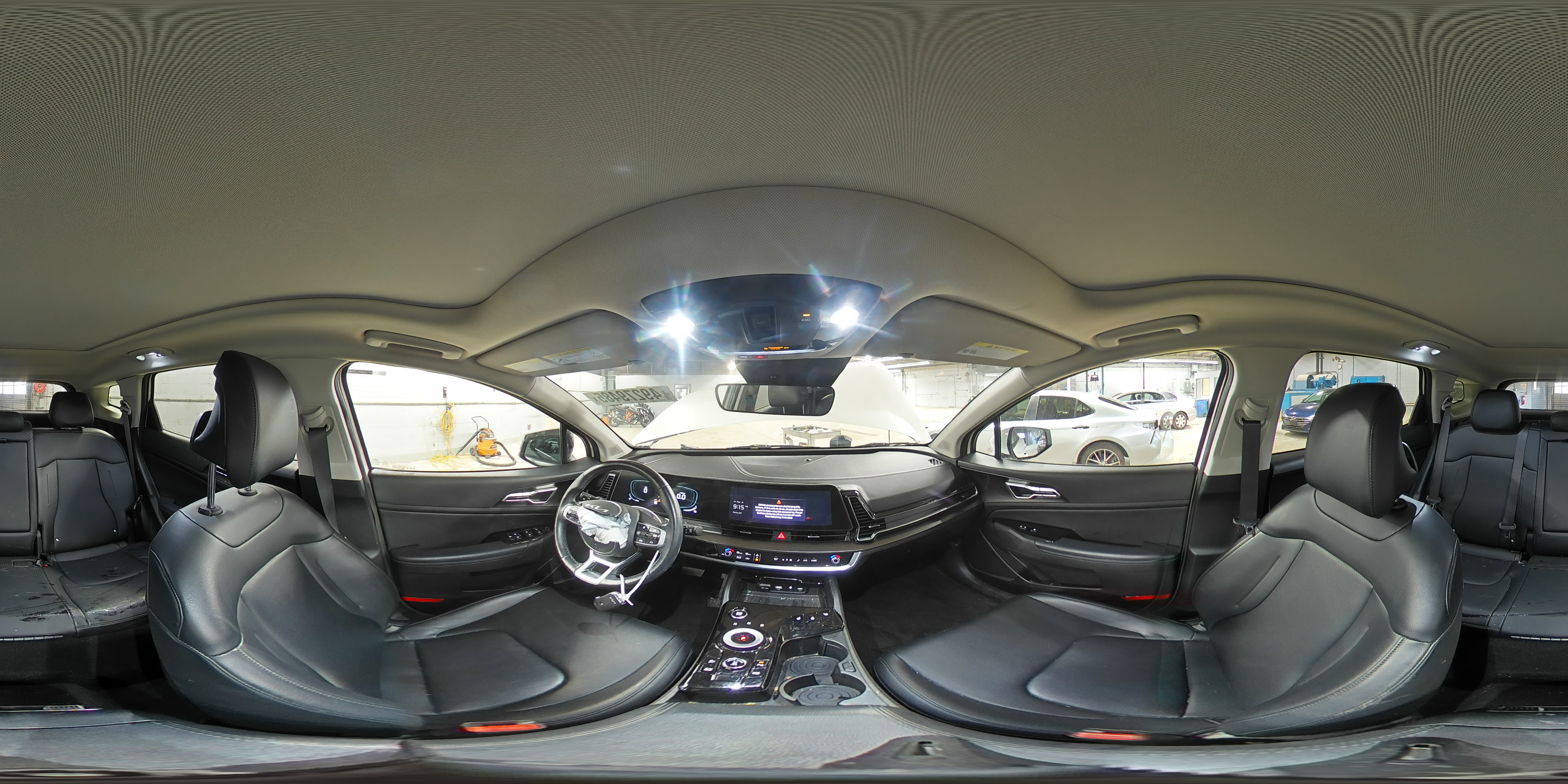 2023 Kia Sportage - Image 13