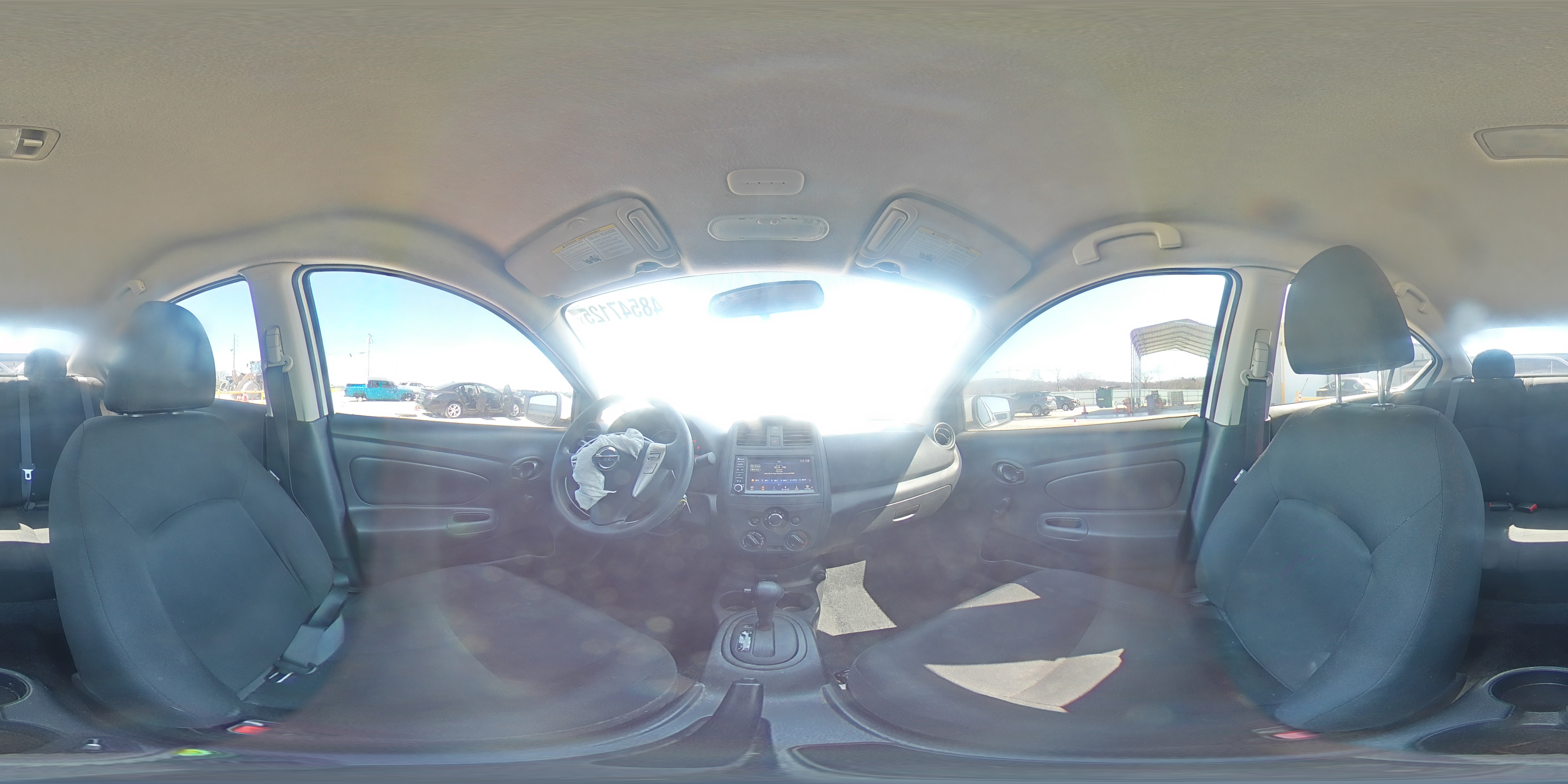 2019 Nissan Versa - Image 14
