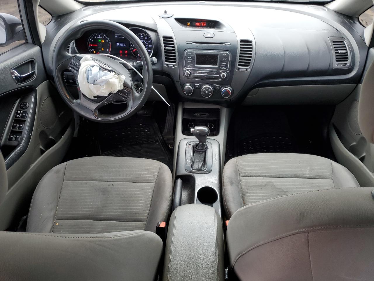 2014 Kia Forte - Image 8