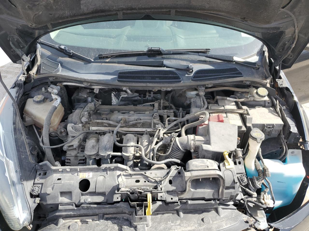 2015 Ford Fiesta - Image 11