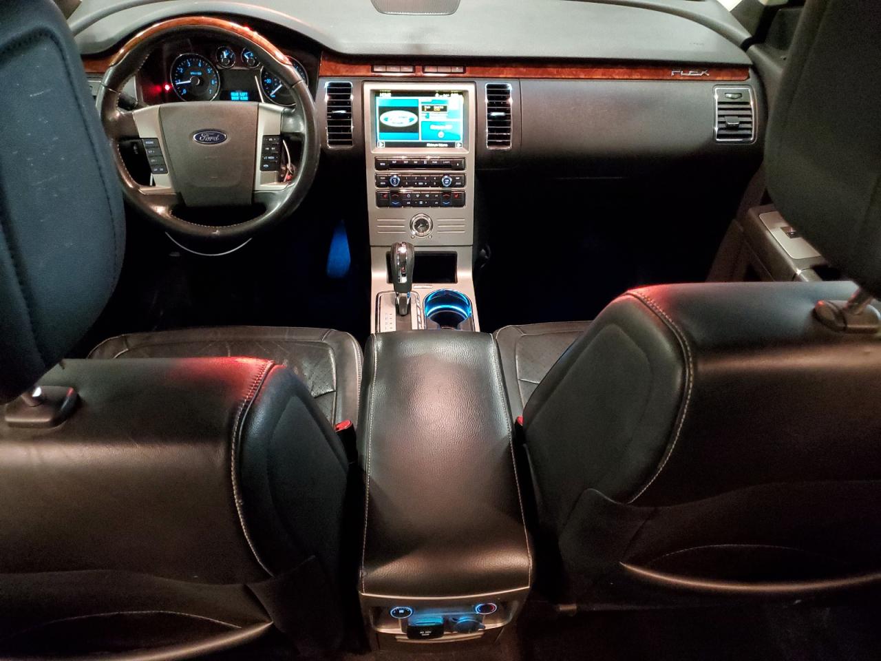 2010 Ford Flex - Image 8
