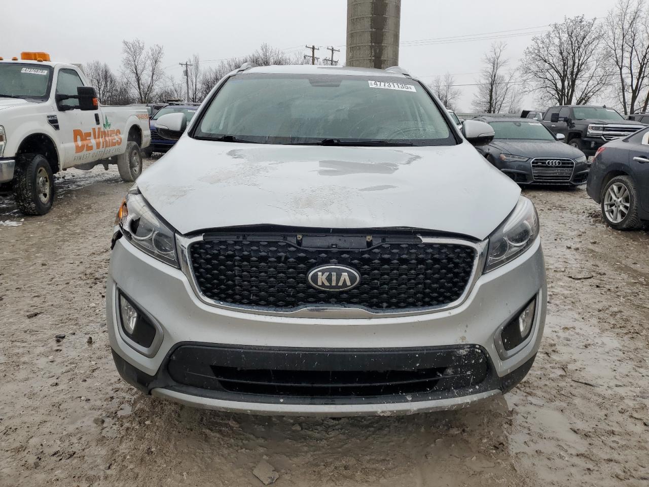 2016 Kia Sorento - Image 5