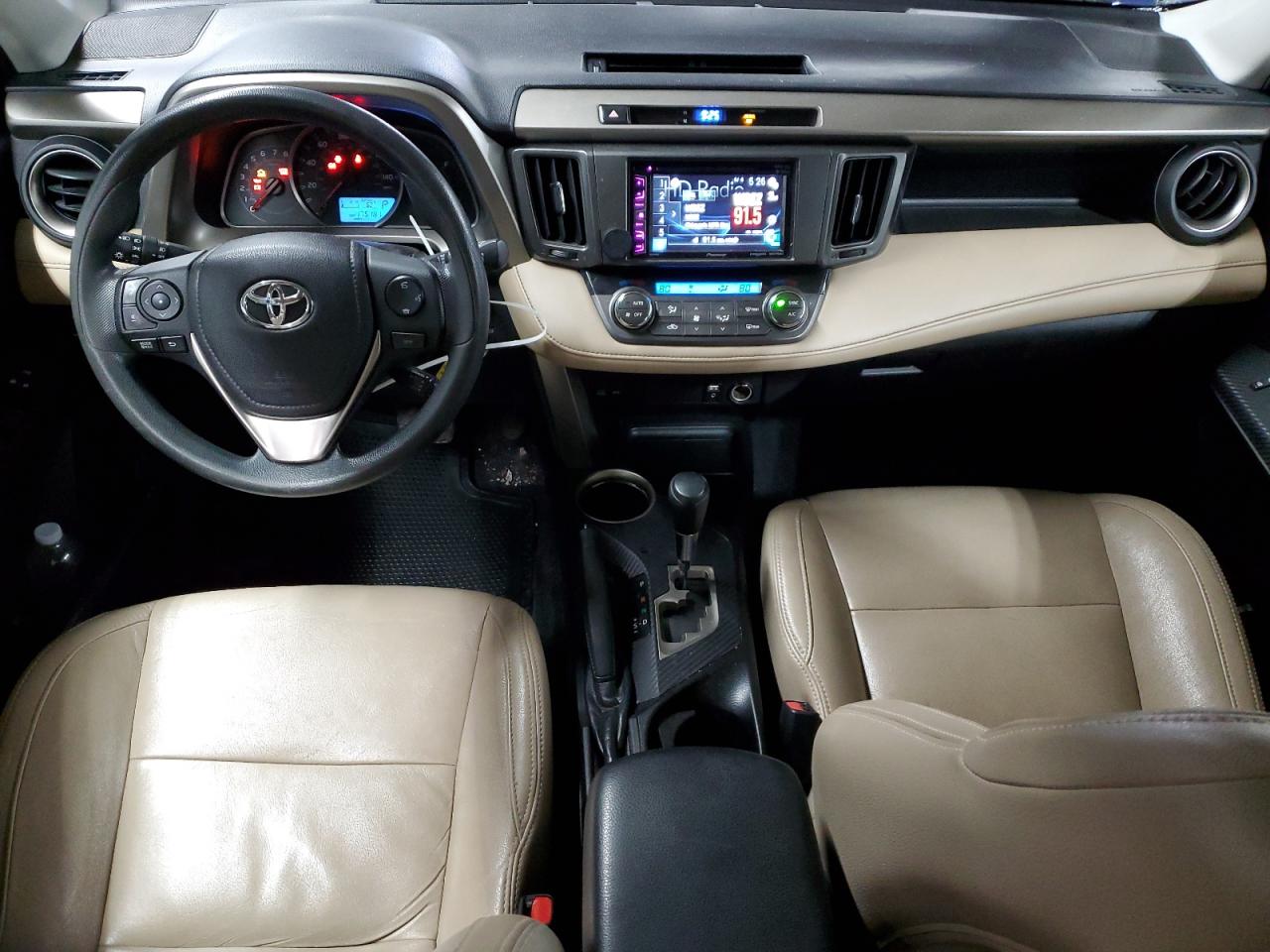 2014 Toyota RAV 4 - Image 8