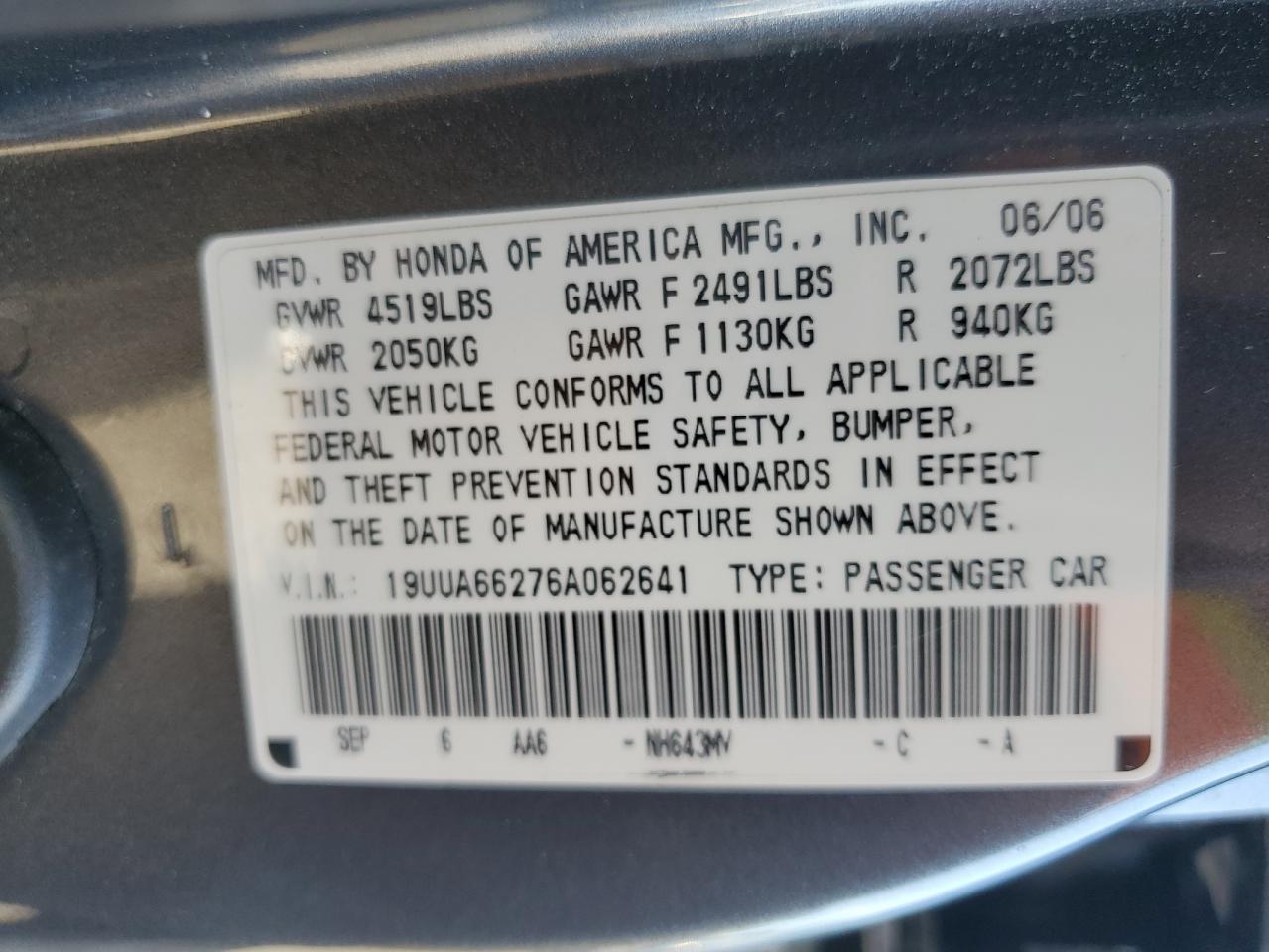 2006 Acura TL - Image 14