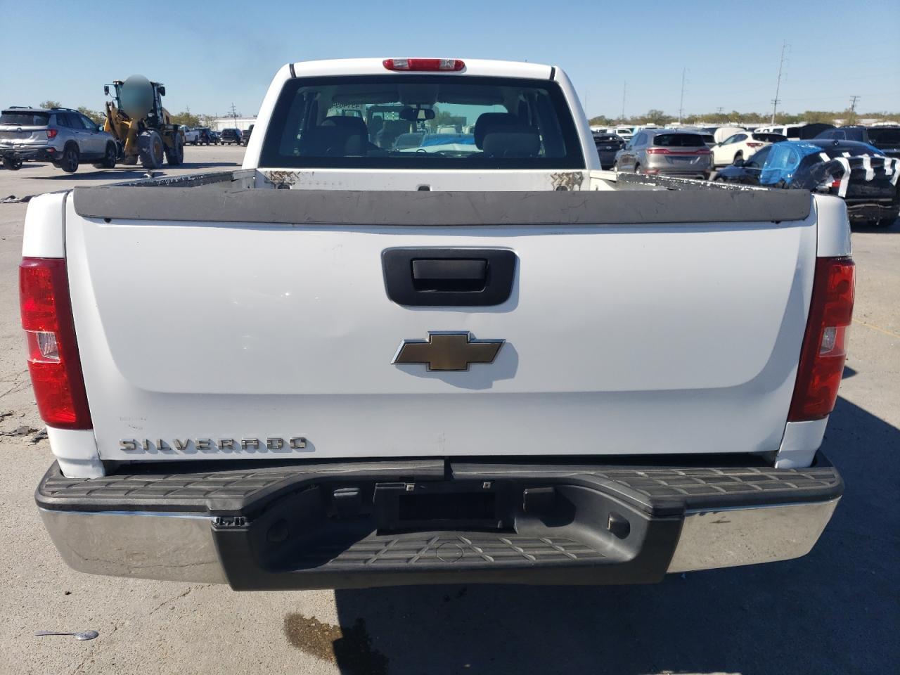 2007 Chevrolet Silverado - Image 6