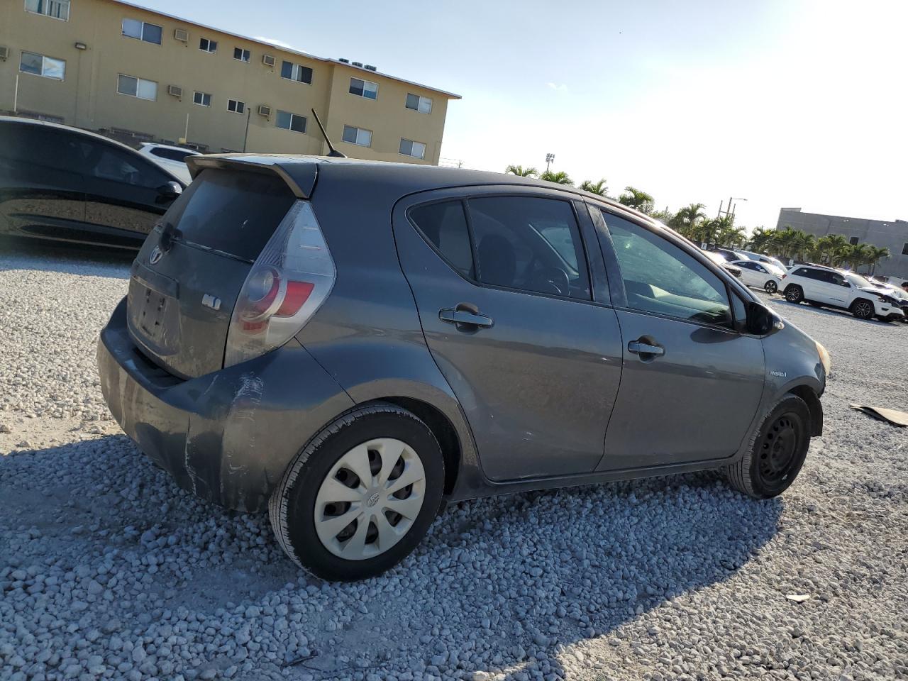 2013 Toyota Prius - Image 3
