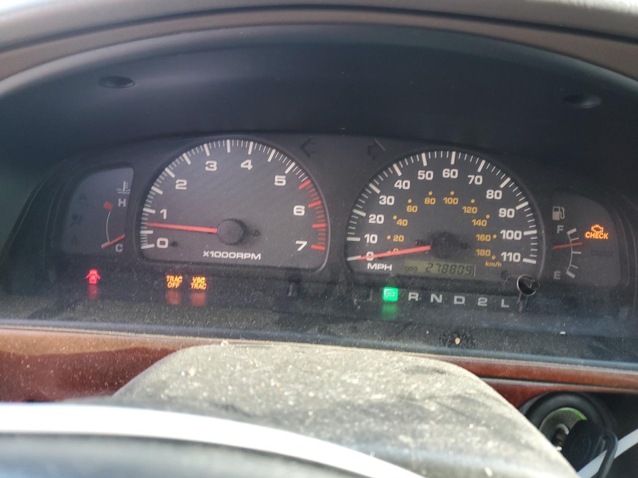 2001 Toyota 4Runner - Image 9