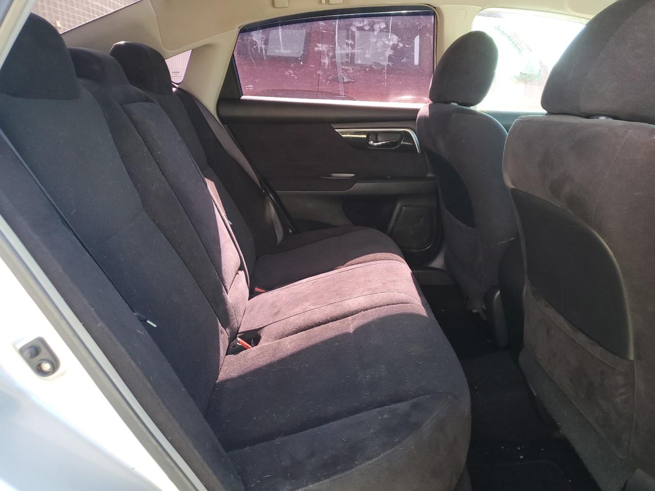 2013 Nissan Altima - Image 10