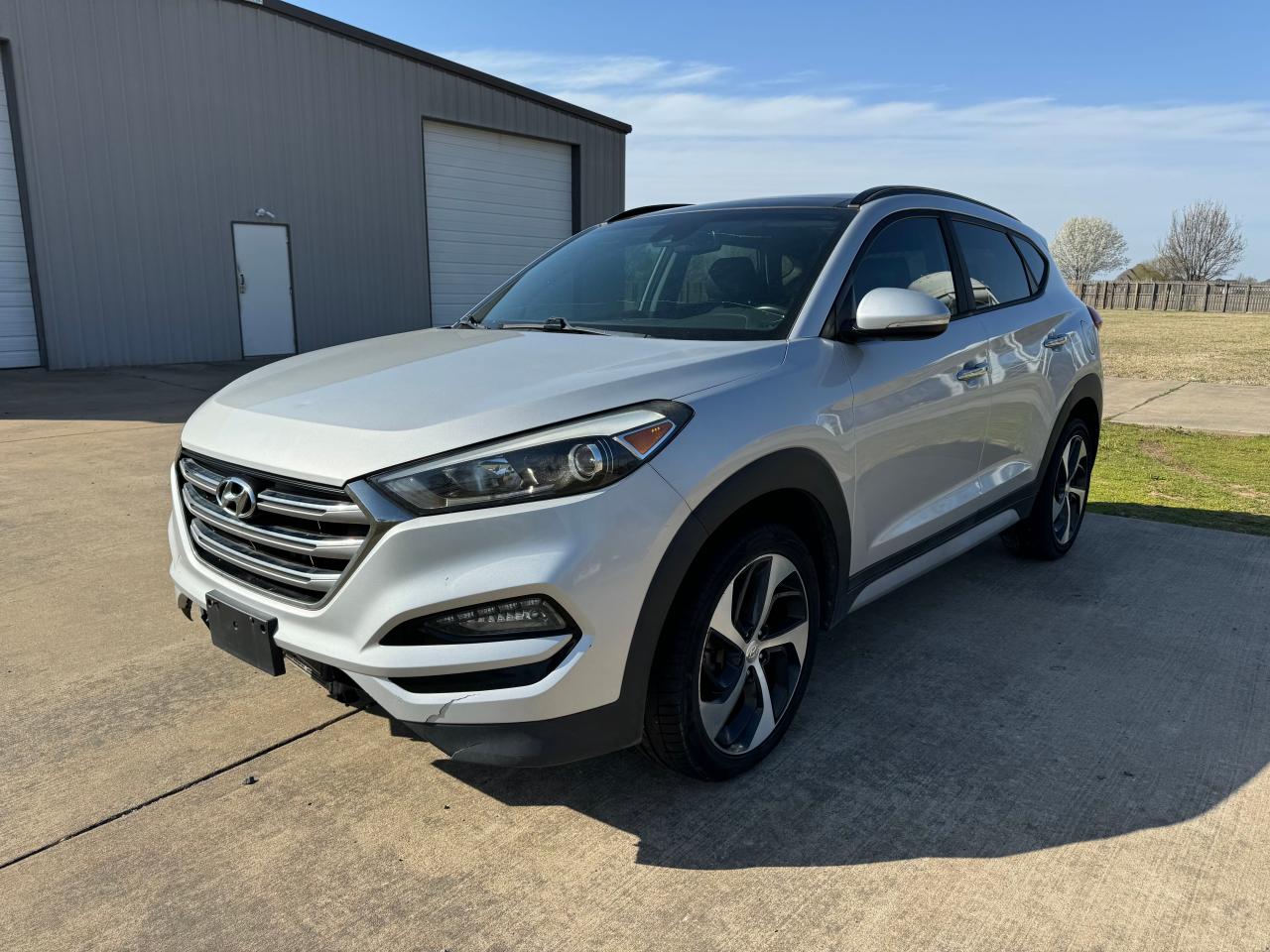 2018 Hyundai Tucson - Image 2