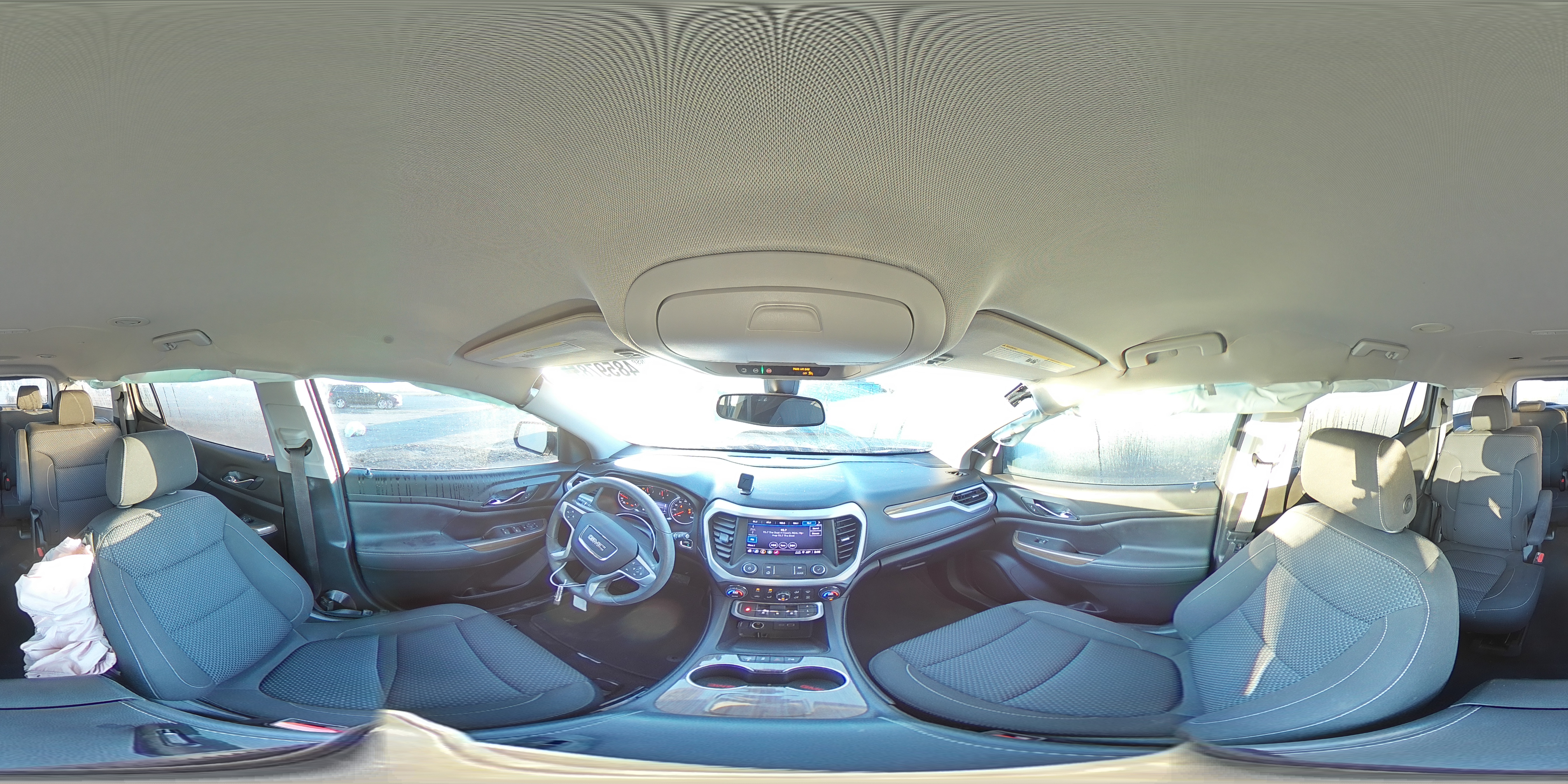 2021 GMC Acadia - Image 14