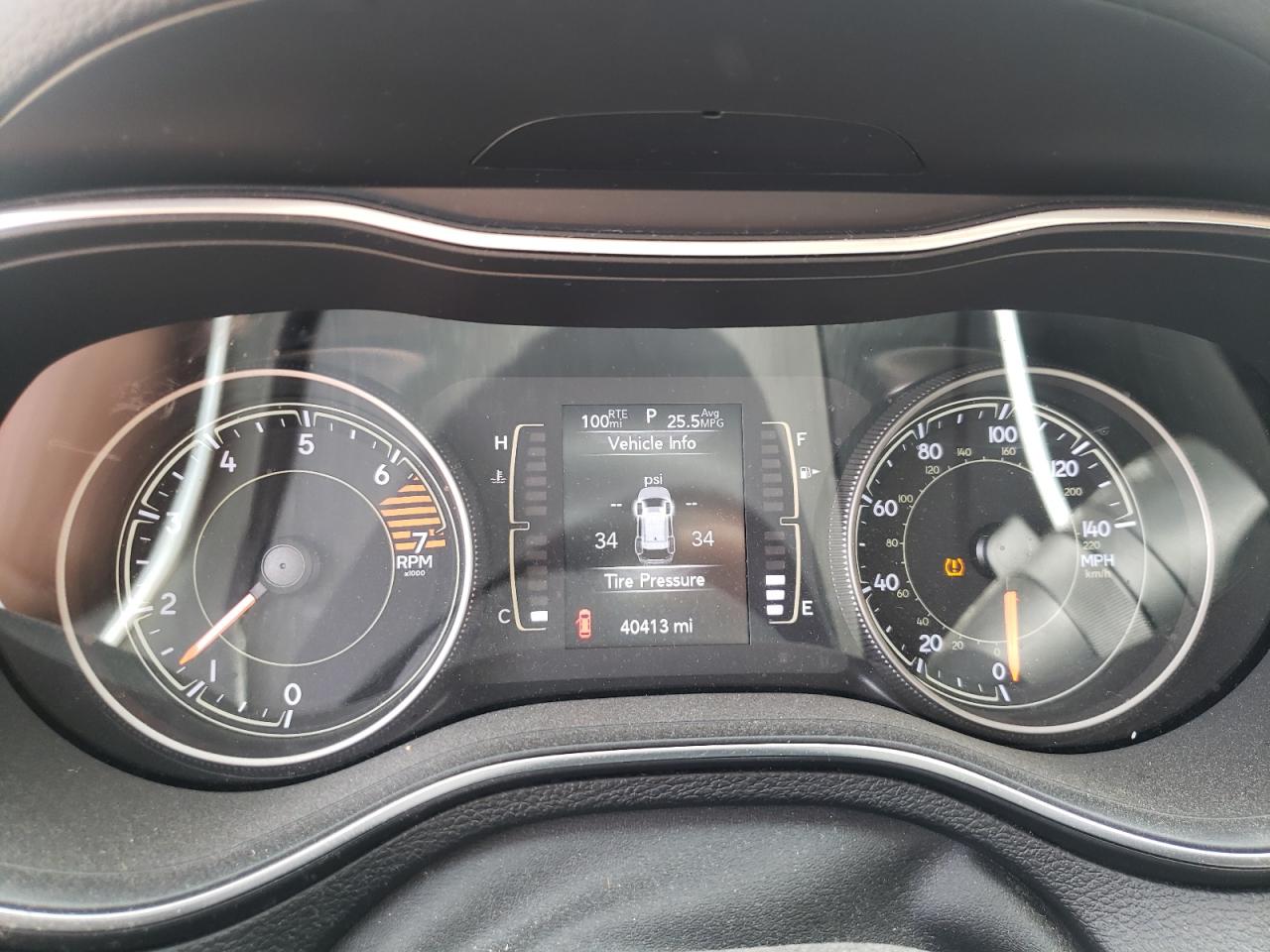 2019 Jeep Grand Cherokee - Image 9