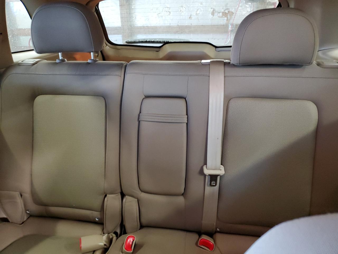2008 Saturn VUE - Image 10