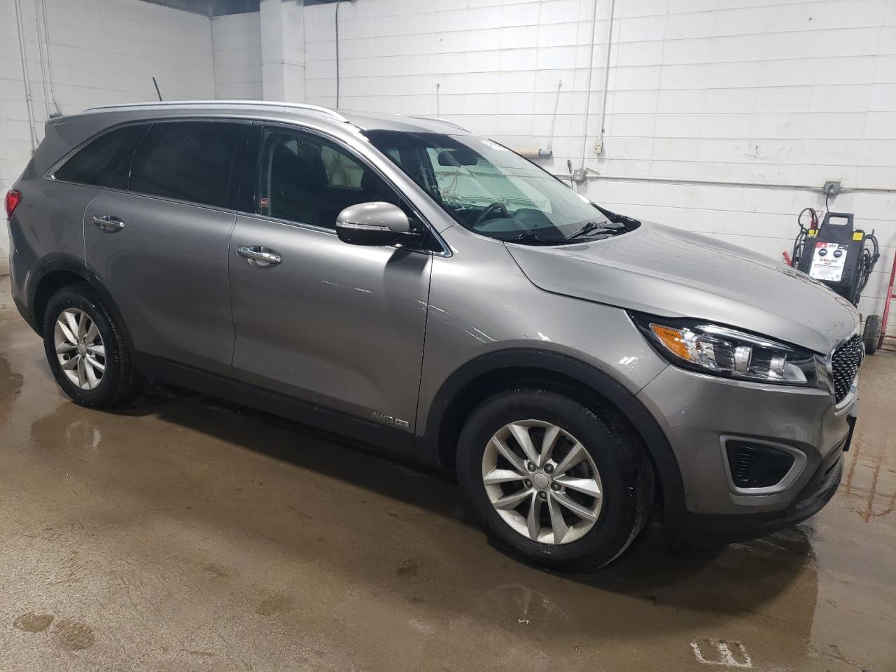 2018 Kia Sorento - Image 4