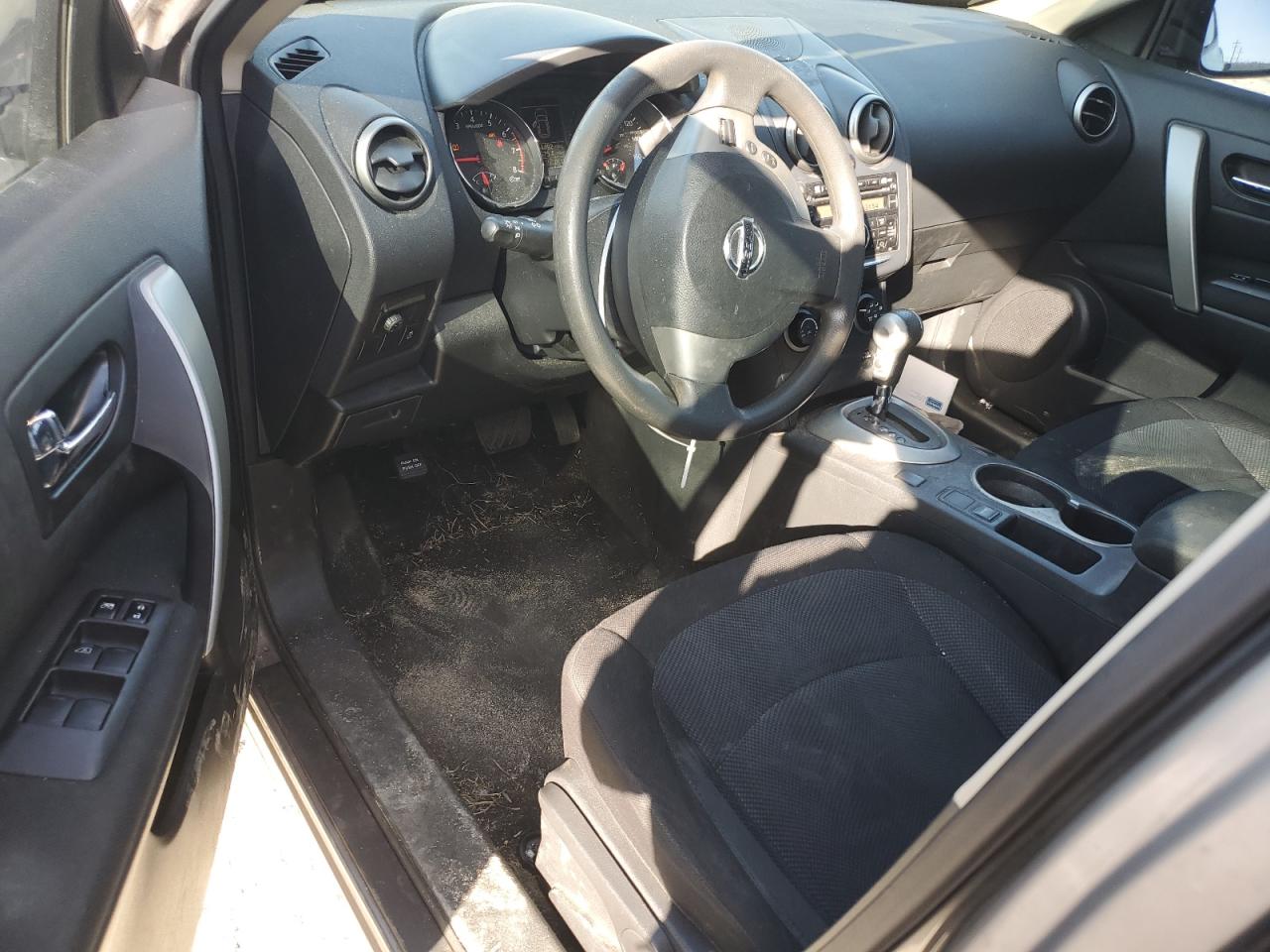 2012 Nissan Rogue - Image 8
