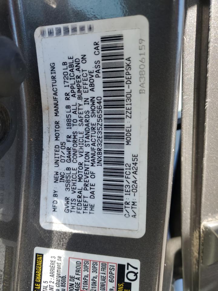 2005 Toyota Corolla - Image 12