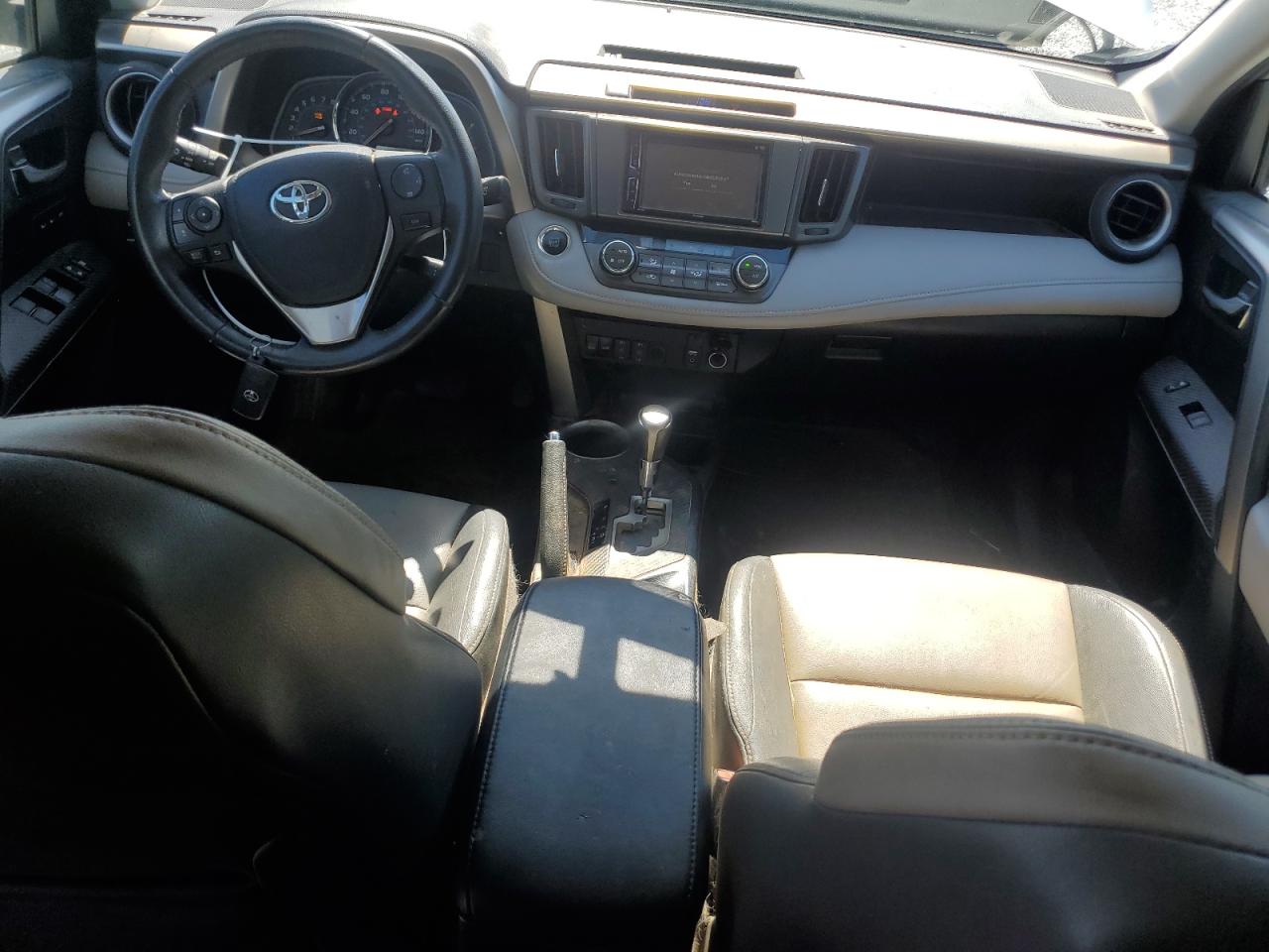2014 Toyota RAV 4 - Image 8