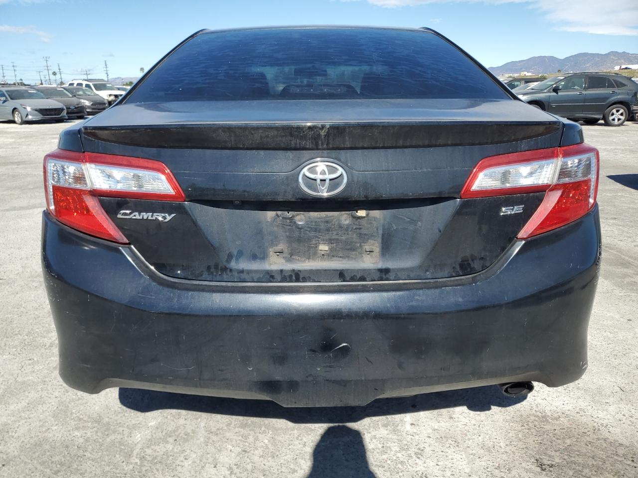 2014 Toyota Camry - Image 6