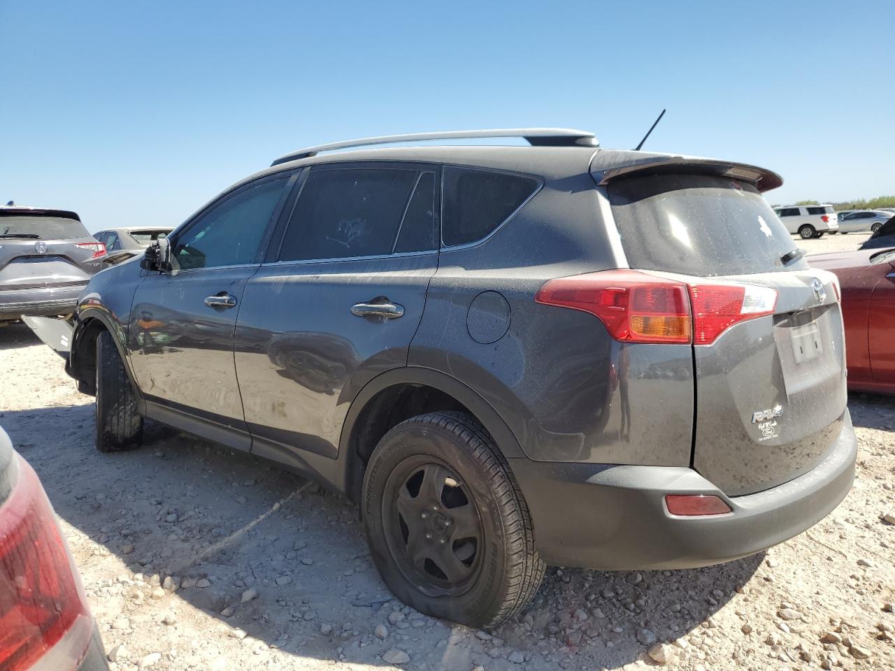 2015 Toyota RAV 4 - Image 2