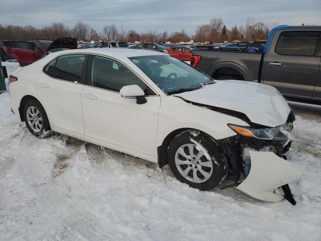  TOYOTA CAMRY 2019 Biały