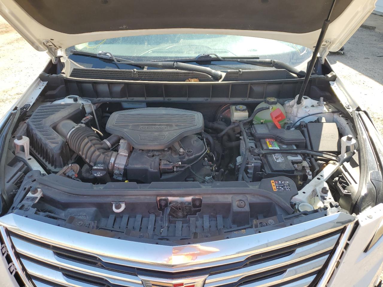 2017 Cadillac XT5 - Image 14
