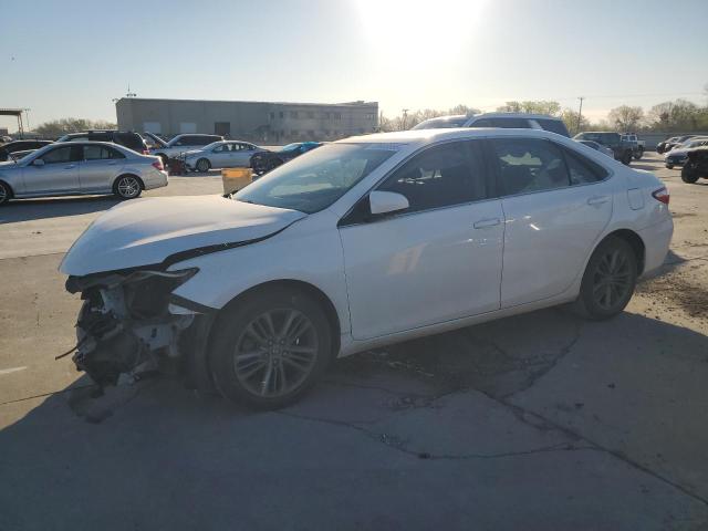  TOYOTA CAMRY 2016 Белый