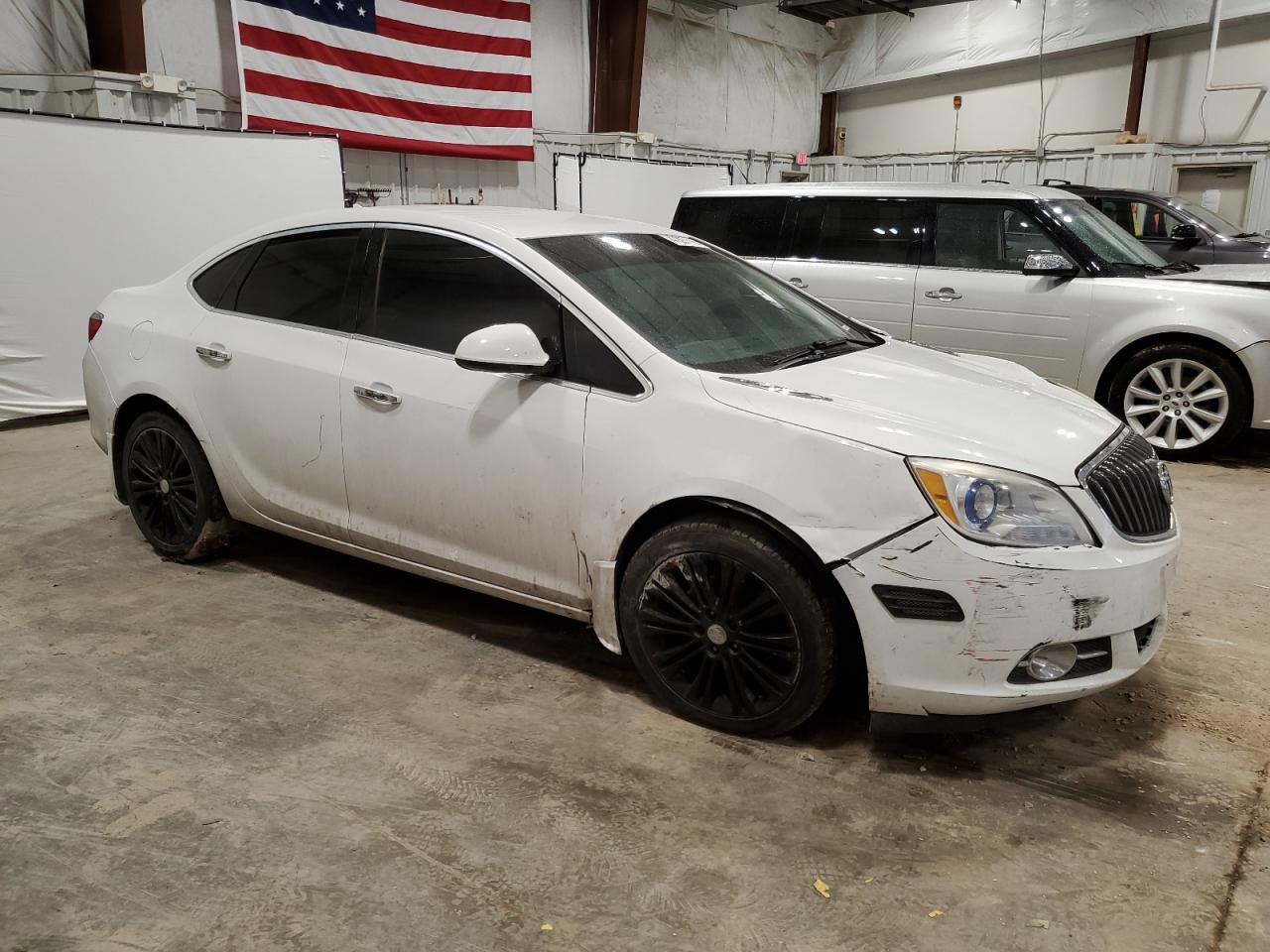 2014 Buick Verano - Image 4