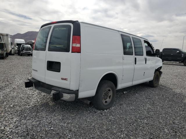  GMC SAVANA 2017 Biały