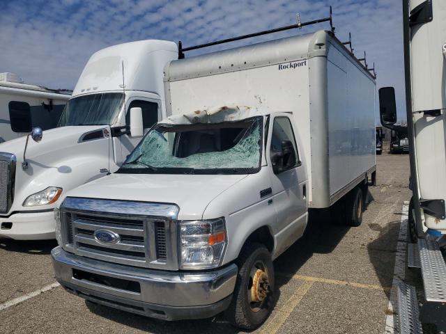 2018 Ford Econoline E350 Super Duty Cutaway Van