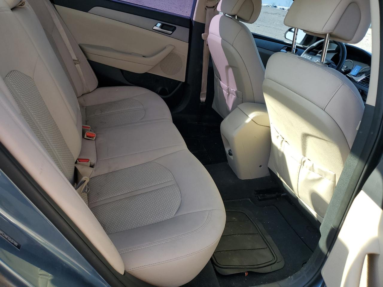 2016 Hyundai Sonata - Image 10
