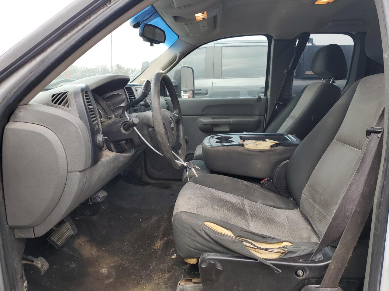 2007 Chevrolet Silverado - Image 7