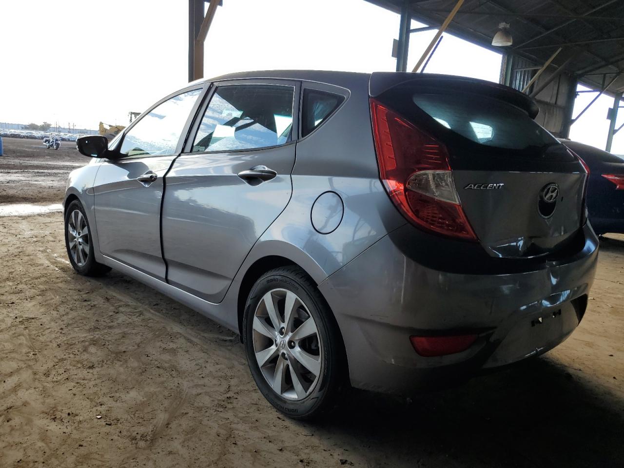 2014 Hyundai Accent - Image 2