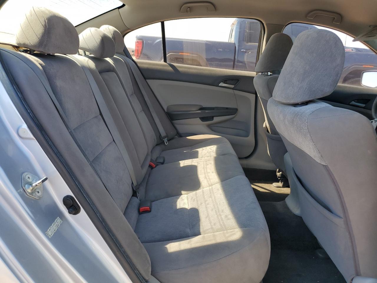 2010 Honda Accord - Image 10