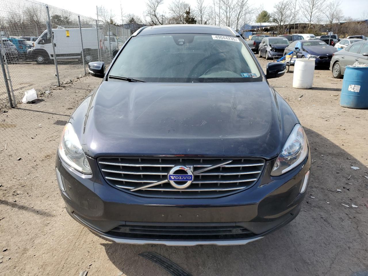 2016 Volvo XC60 - Image 5
