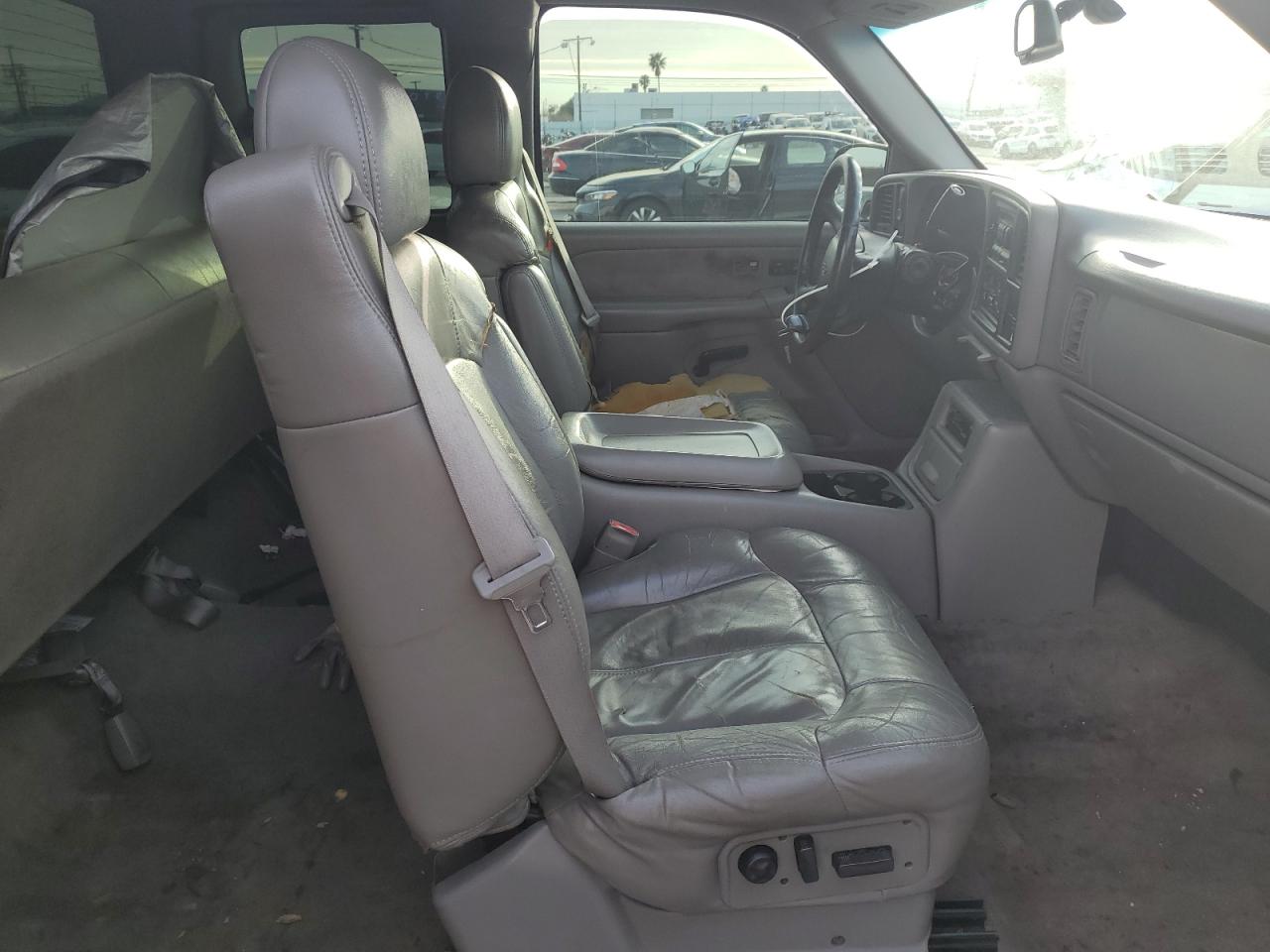 2001 Chevrolet Silverado - Image 7