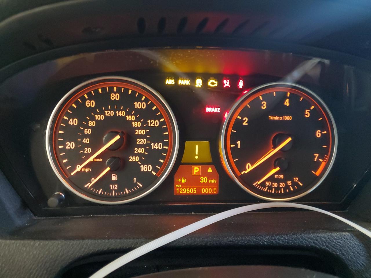 2011 BMW X5 - Image 9