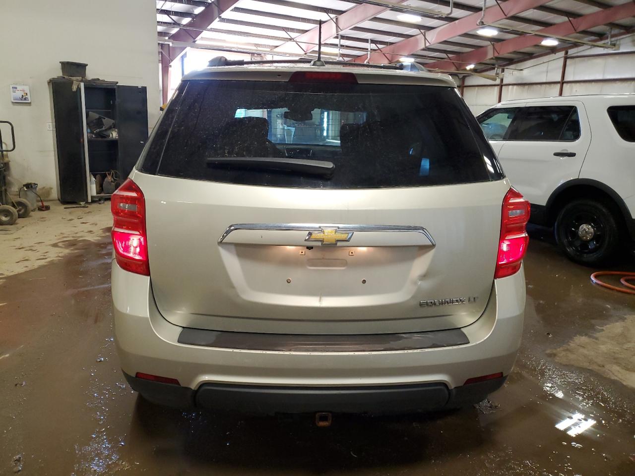 2016 Chevrolet Equinox - Image 6