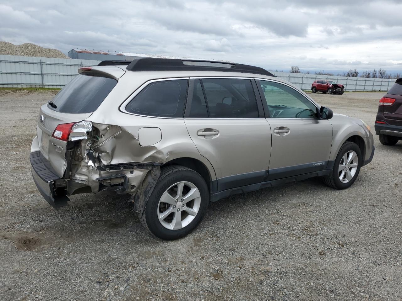2014 Subaru Outback - Image 3