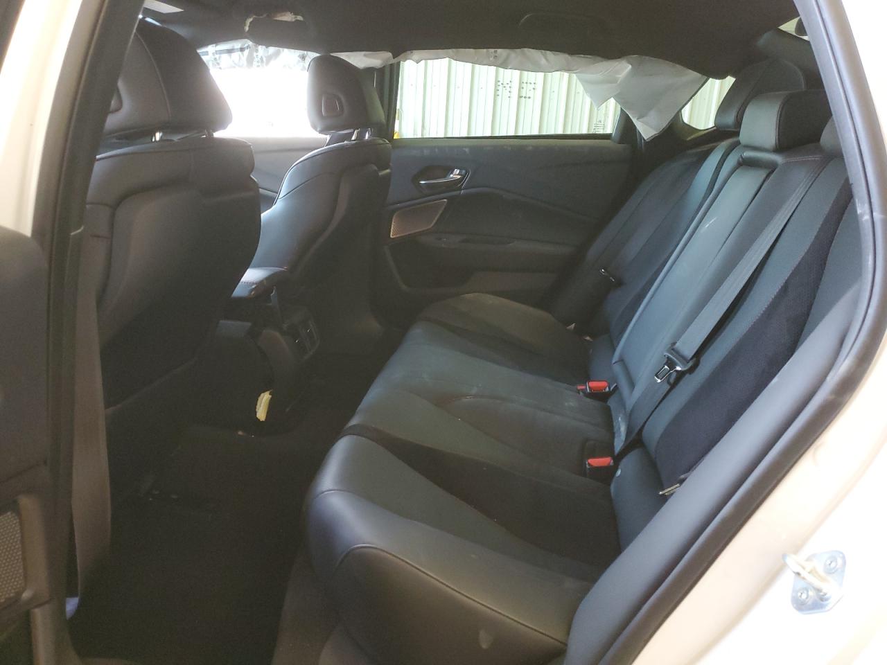 2023 Acura TLX - Image 10