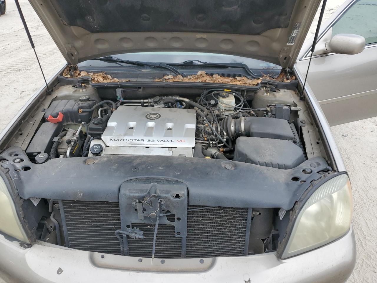 2003 Cadillac De Ville - Image 12