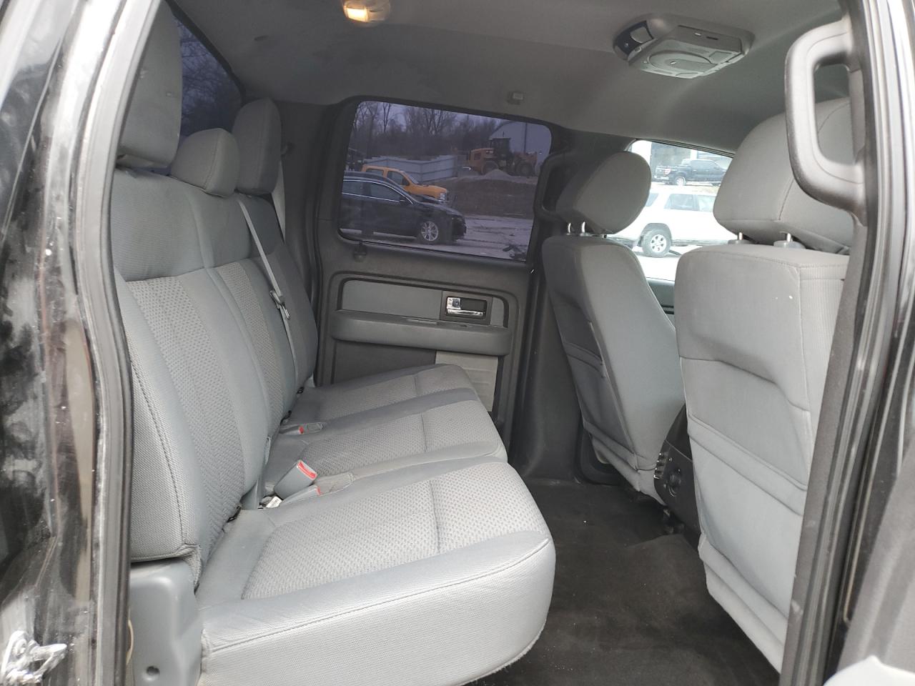 2013 Ford F-150 - Image 11